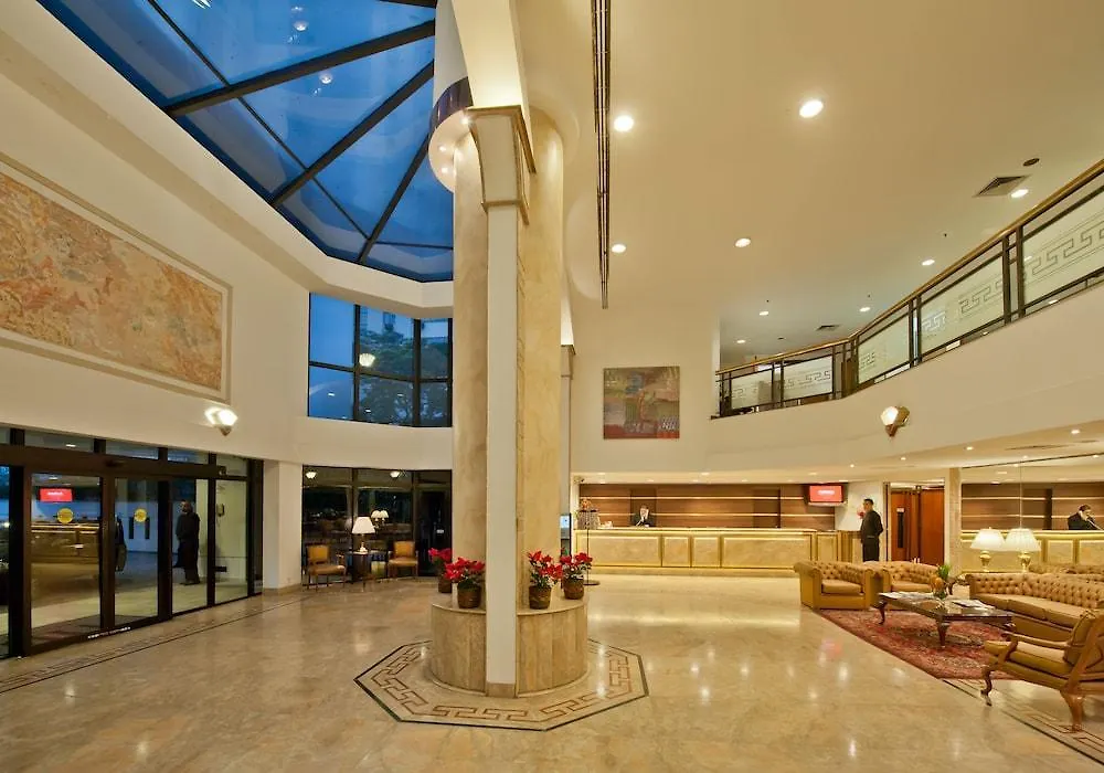 Ninety Hotel Сан-Пауло